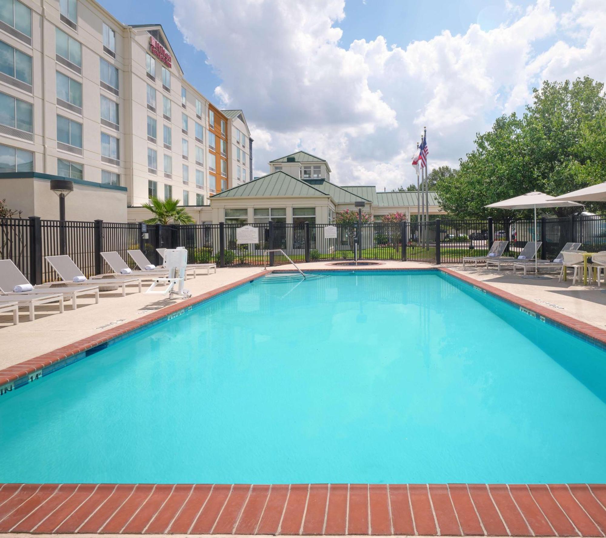 Hilton Garden Inn Houston/Bush Intercontinental Airport Exterior photo