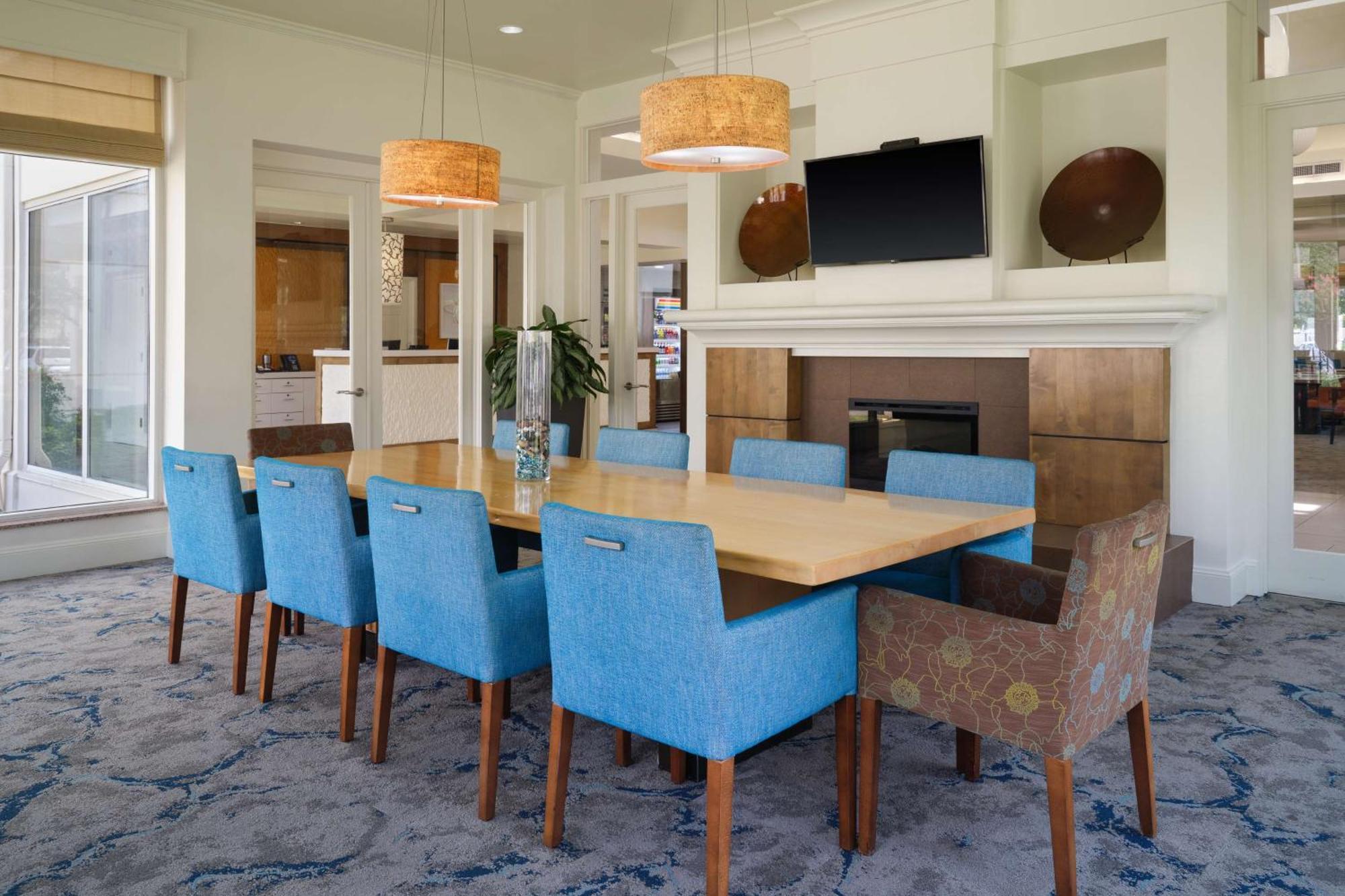 Hilton Garden Inn Houston/Bush Intercontinental Airport Exterior photo
